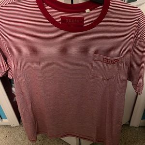 Men’s Guess tshirt